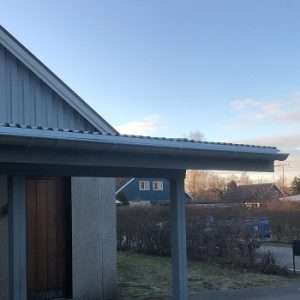 Byte av hängränna och fotplåt