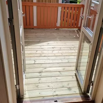 Byta trall på balkong